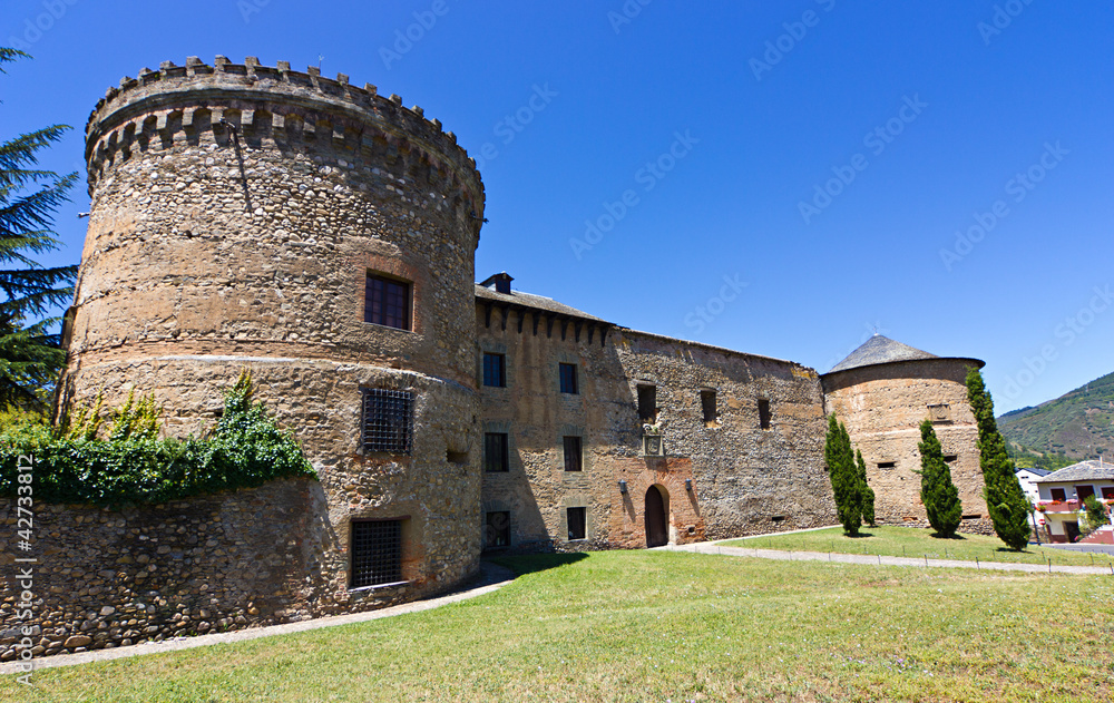 Villafranca Castle