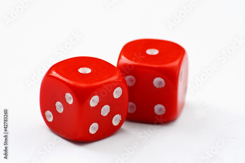Fotografie red dice snake eyes