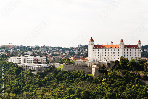 Slowakei, Bratislava: Burg und Parlament © Gina Sanders