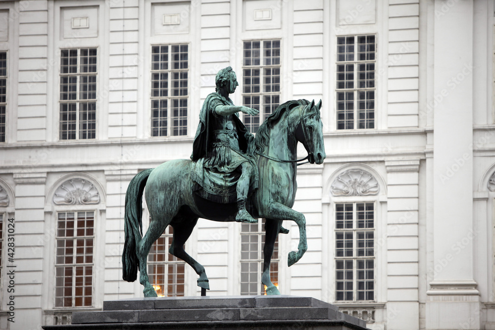 Fototapeta premium Statue of Josef II on Josefplatz square, Hofburg, Vienna