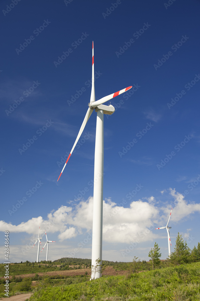wind energy,white turbine