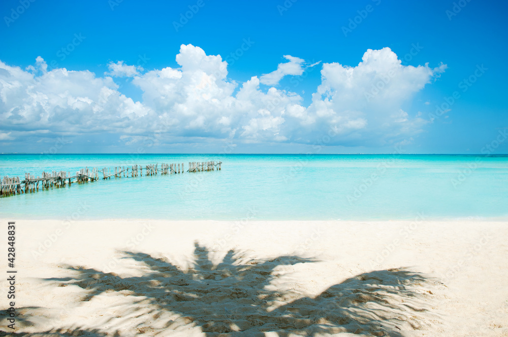 Fototapeta premium Paradise Island. Vacation and Tourism concept.