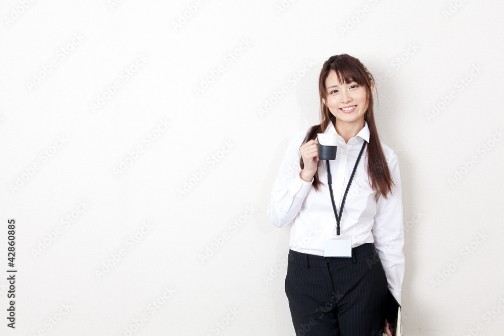 a portrait of asian businesswoman relaxing a portrait of asian businesswoman relaxing