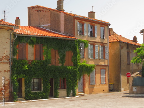 Village de Auterive ; Haute-Garonne ; Ariège ; Midi-Pyrénnées photo