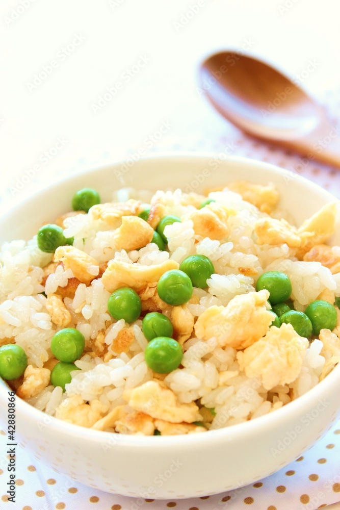 Egg and green-peas fried rice Egg and green-peas fried rice