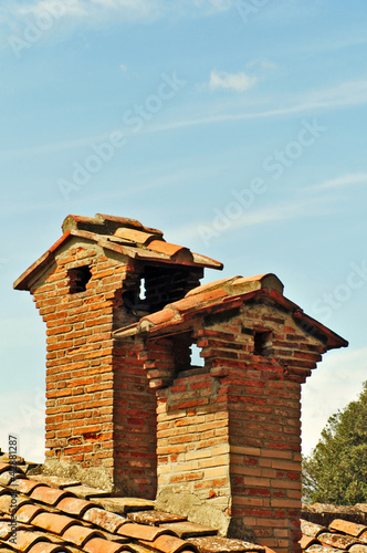 Cortona e la val di Chiana, comignoli di Toscana - Arezzo photo