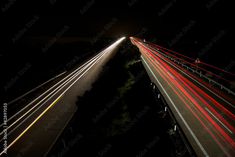 speed in highway night speed in highway night