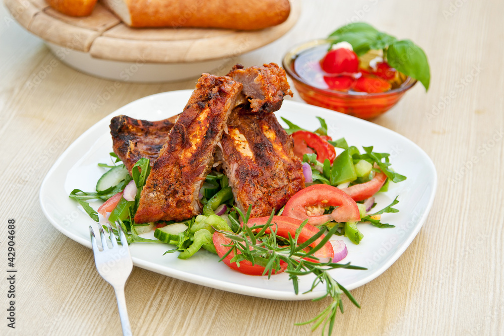 gegrillte Rippchen gegrillte Rippchen