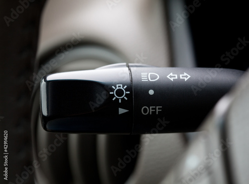Obraz na płótnie Lights on/off switch w salonie
