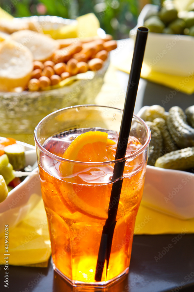 Fototapeta premium Long-drink with orange slice