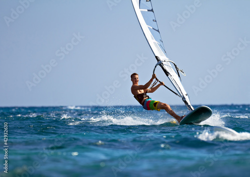 Canvas Print Fast approaching windsurfer