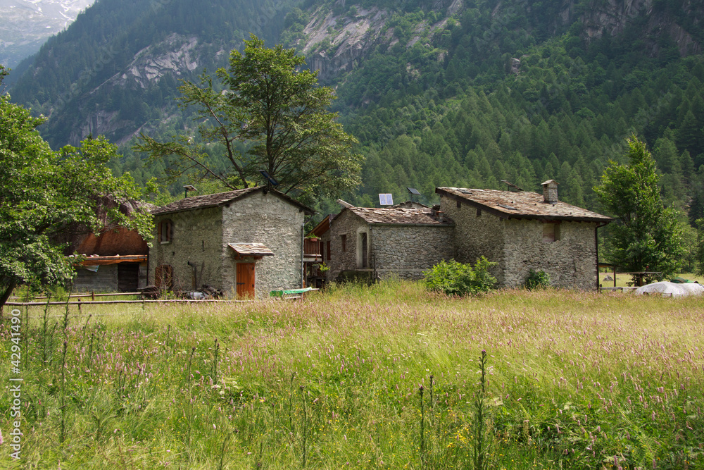Obraz premium baite in pietra in val di Mello