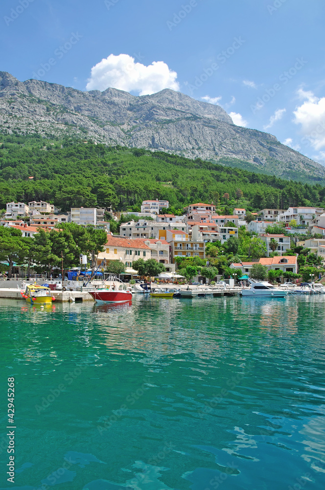 der beliebte Urlaubsort Brela in Dalmatien