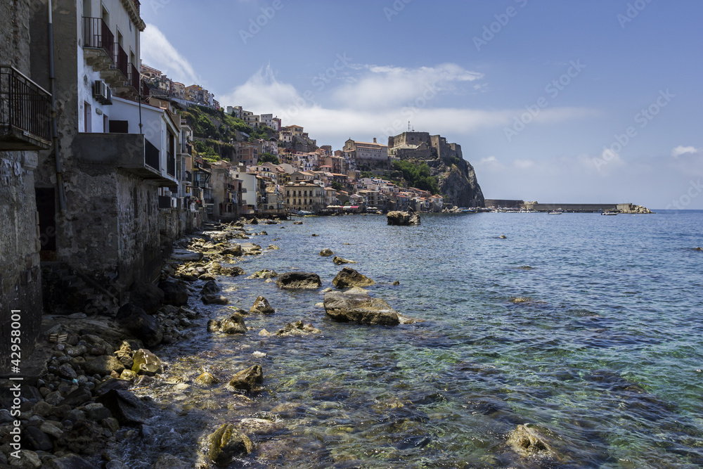 Scilla ed il Castello dei Ruffo