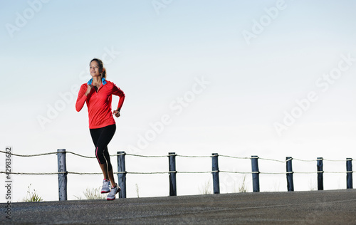 Fototapeta Naklejka Na Ścianę i Meble -  Running panorama fitness