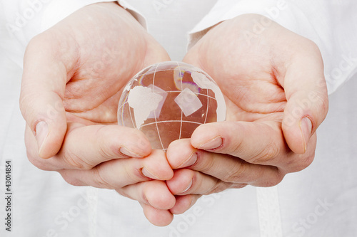 Wallpaper Mural World in Hands Torontodigital.ca