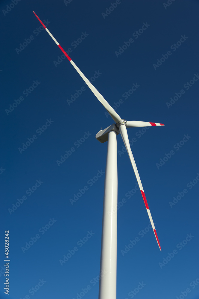 wind energy,white turbine