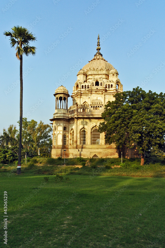 Lucknow, tomba Nawab Ali Khan e Begum Murshid Jaadi - India