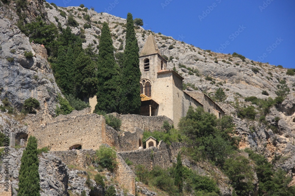 église médiévale de Moustiers Sainte Marie