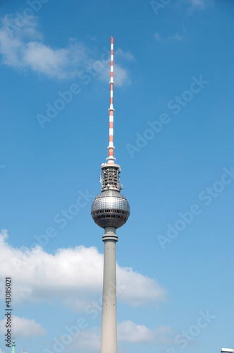 wieża telewizyjna w berlinie