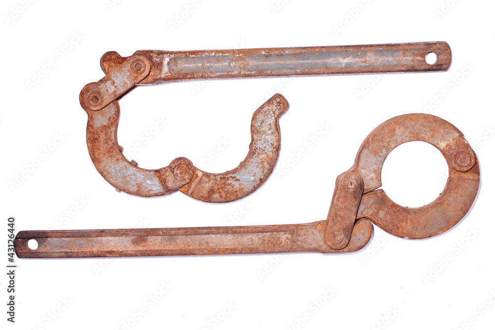 Obraz premium an old rusty key drilling