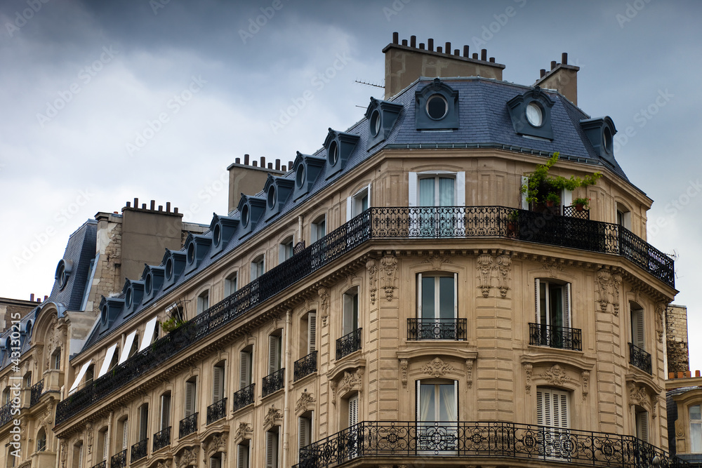 Haus  in Paris - Gewitter