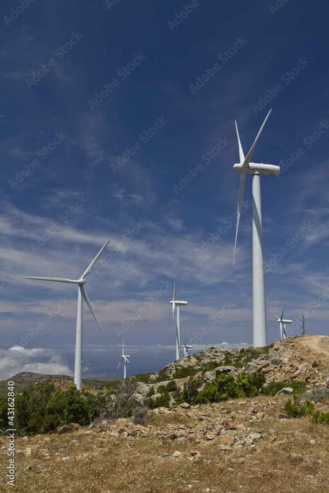 eoliennes en Corse (commune d'Ersa dans le cap corse) eoliennes en Corse (commune d'Ersa dans le cap corse)