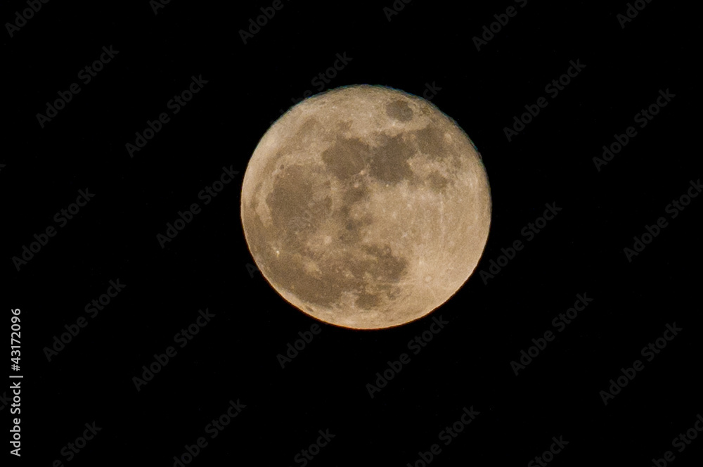 Obraz premium Mond über der Schweiz