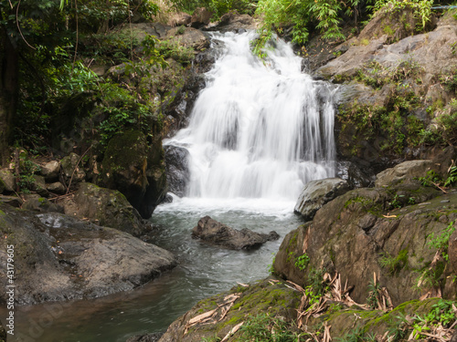 Fototapeta Naklejka Na Ścianę i Meble -  1st level of Khlong Kaeo Waterfall National Park Trat, Thailand