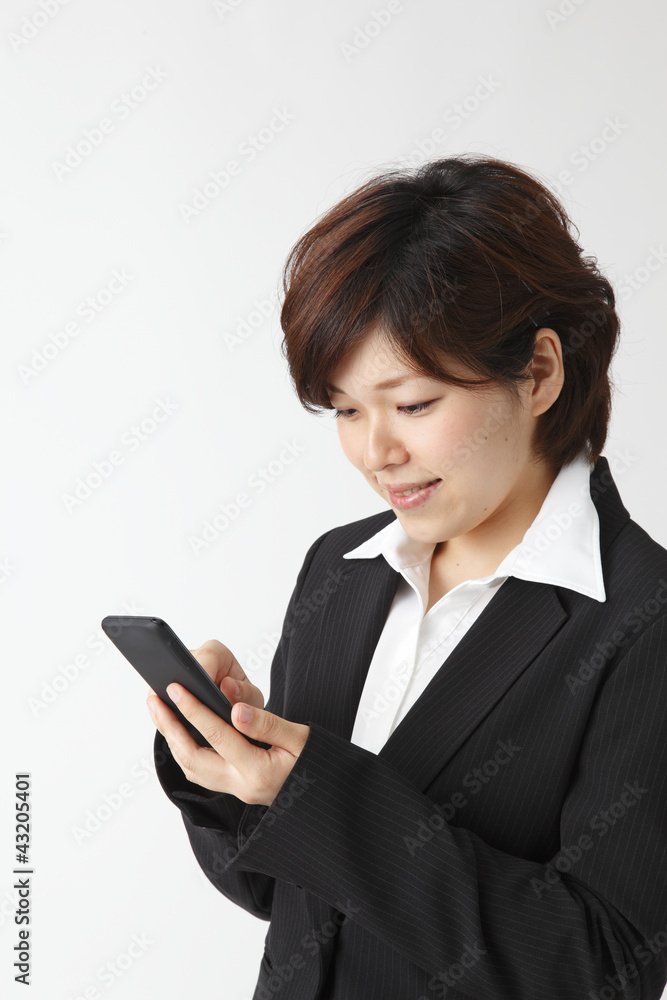 スマホ使いのオフィスレディ スマホ使いのオフィスレディ