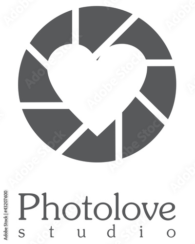 Photolove logo photo