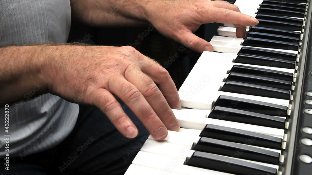 Piano 1 Piano 1