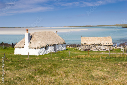 Croft houses near Traigh Ear beach - North Uist