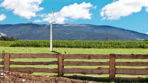 Eolico cielo montagna