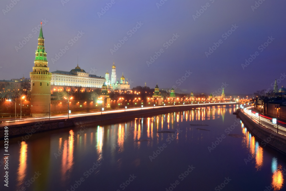 Obraz premium Quay Moskva River. Kremlin