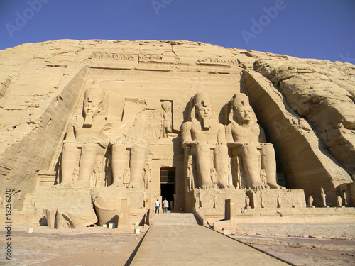 Abu simbel photo