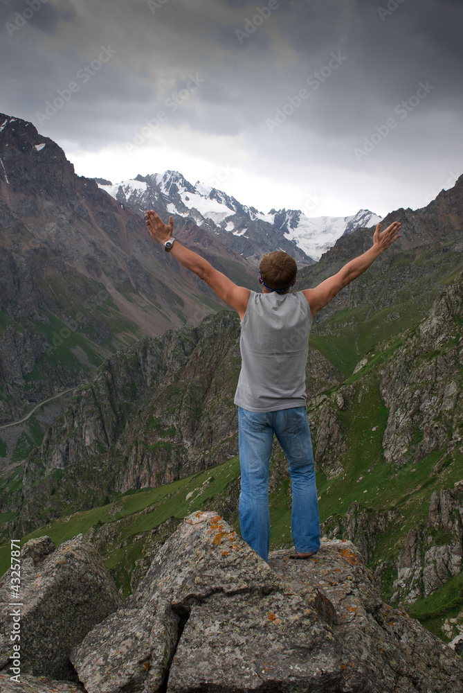 Naklejka premium Enthusiastic pray