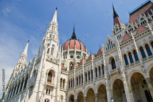 Hungarian parliament in Budapest, Hungary © mbonaparte