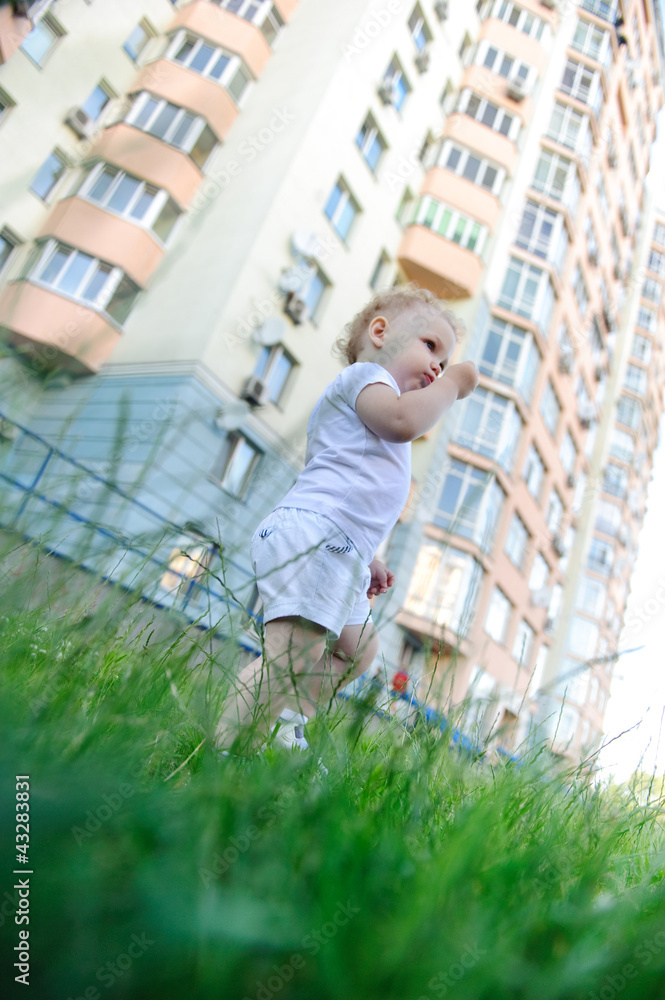 Little girl with flower Little girl with flower