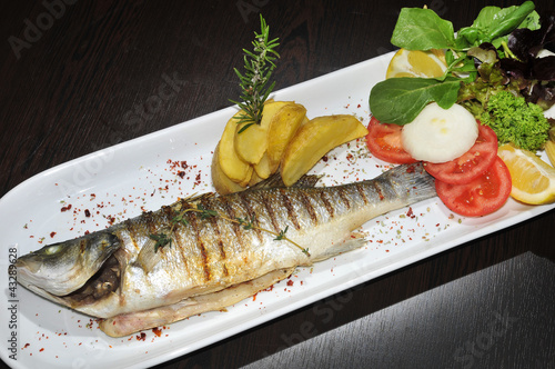 Yemek ,yiyecek tabakları