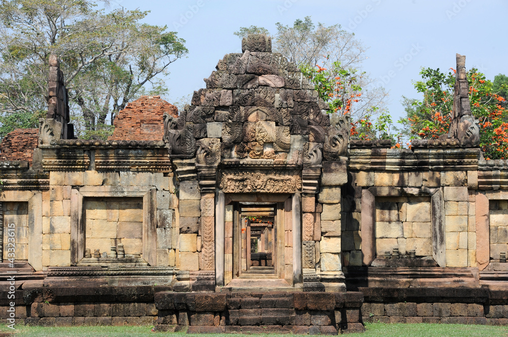 Dettaglio del tempio khmer di Prasat Muang Tam in Tailandia