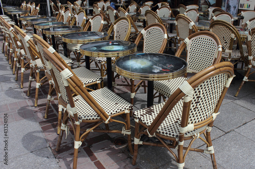 Canvas Print Terrasse d'une brasserie française. Lille France.