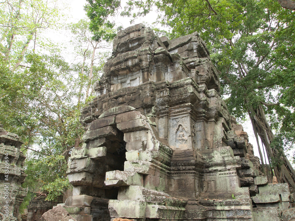 Fototapeta premium タ・プローム寺院