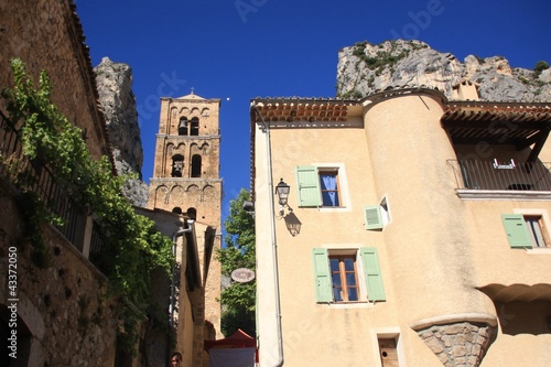 dans Moustiers Sainte Marie photo