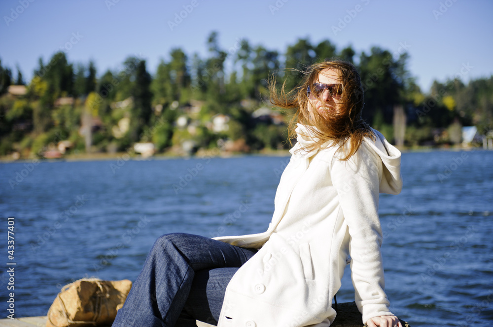 Fototapeta premium Windy morning at the lake
