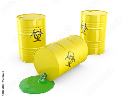 Foto Toxic waste spilling from barrel