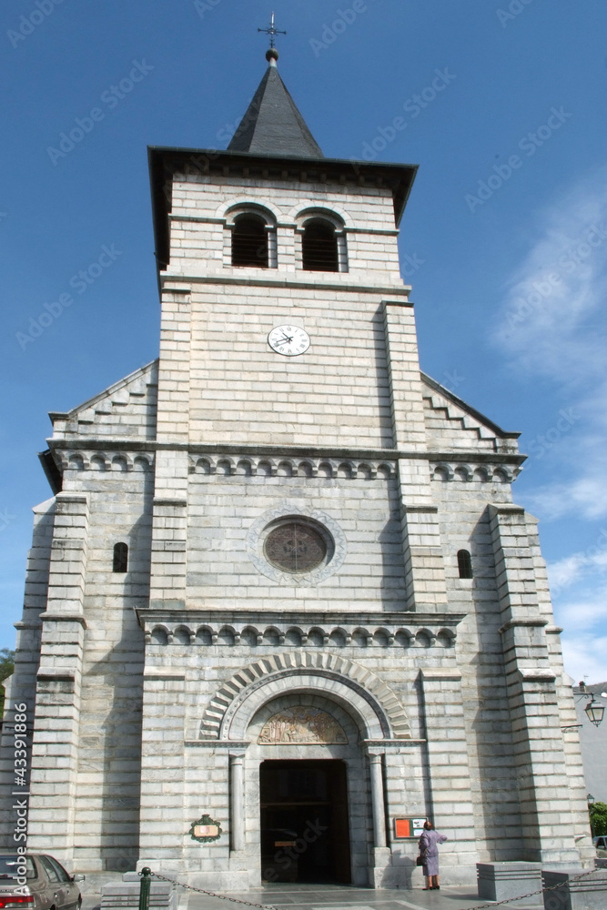 Fototapeta premium Eglise Saint Saturnin Argelès Gazost