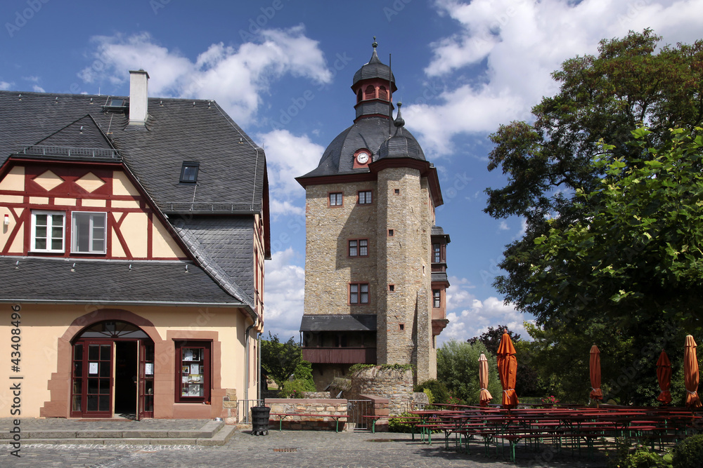 Wohnturm von Schloss Vollrads