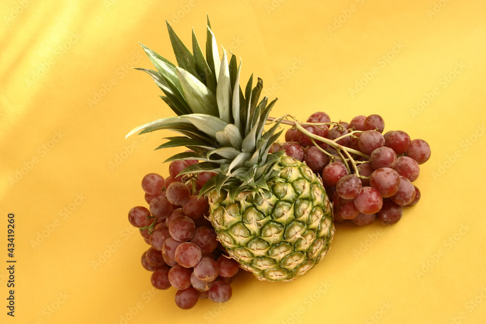 Pineapple Pineapple
