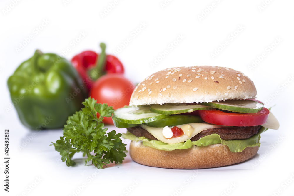 Burger z serem i warzywami